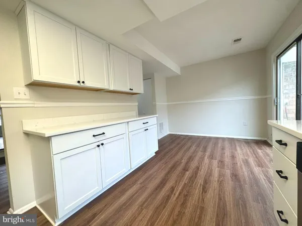 $2,400 | 13344 Feldman Place, Herndon, VA 20170