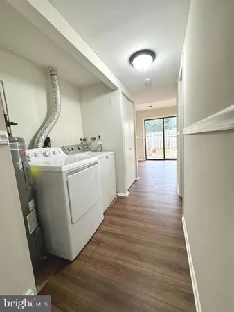 $2,400 | 13344 Feldman Place, Herndon, VA 20170