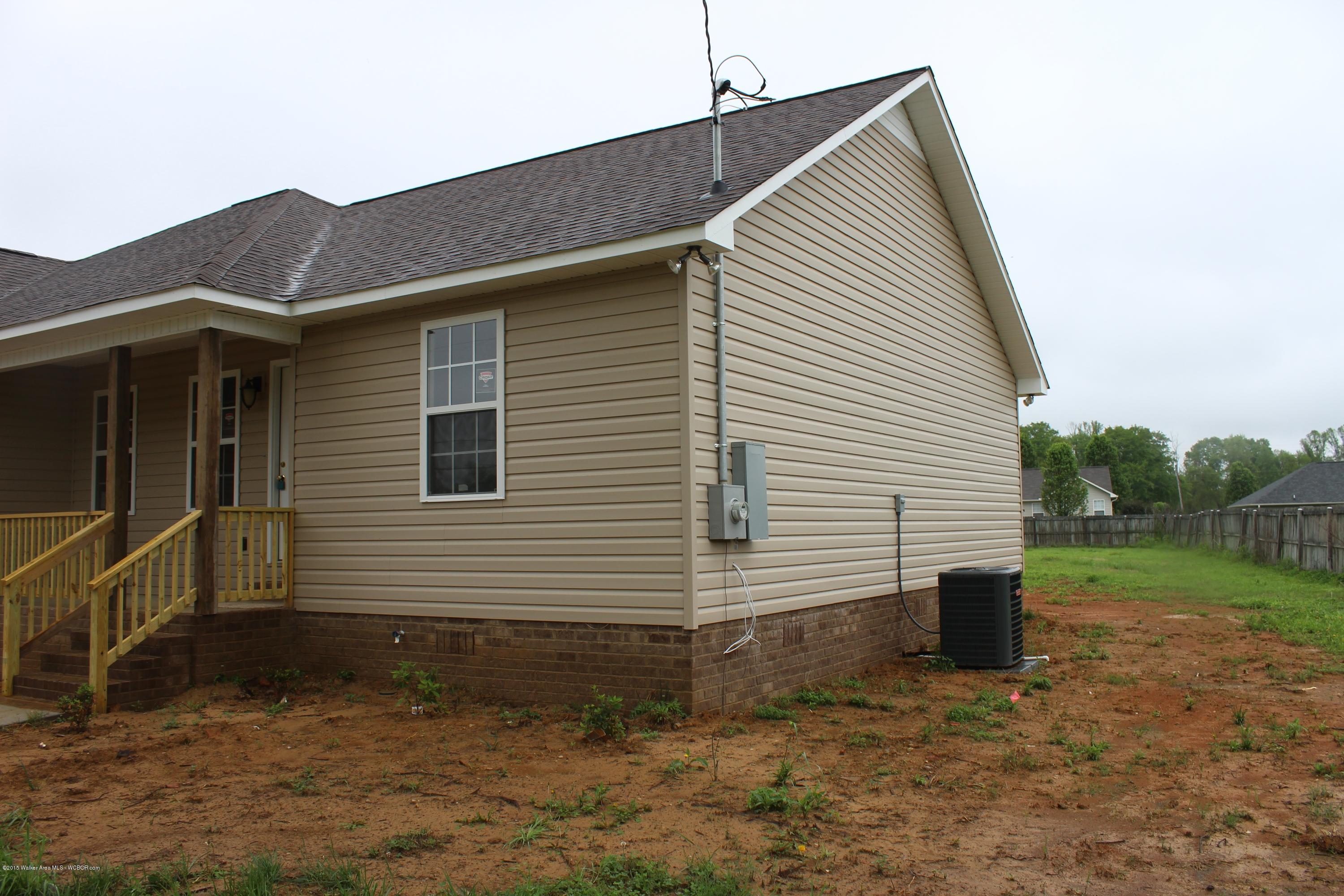 1129 Summerville Road Jasper, AL 35504 - Photo 4 of 21 Gallery Image 4
