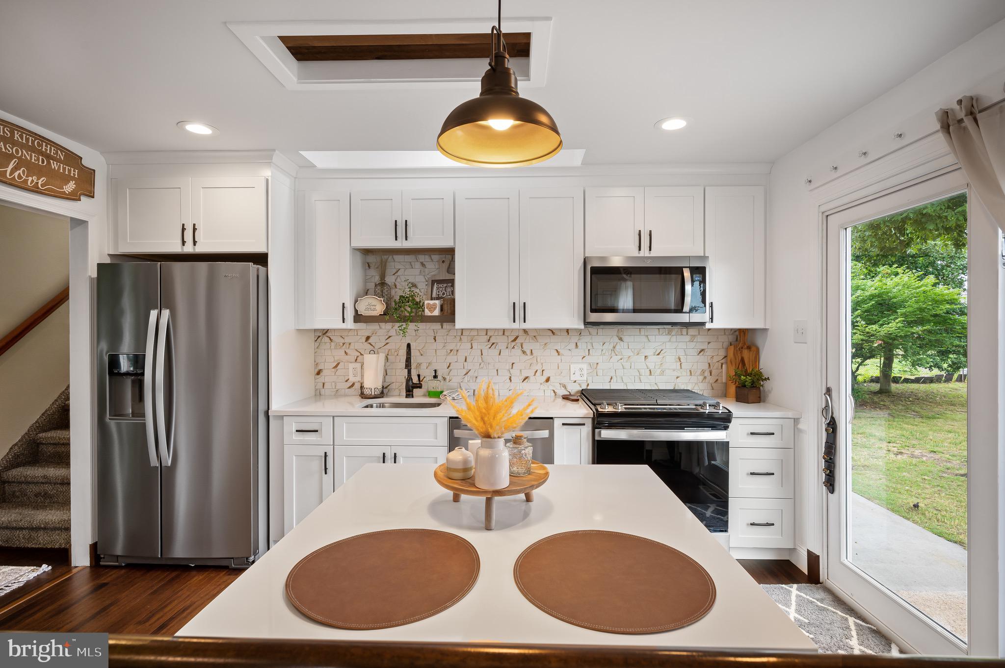 812 Jamestown Road Turnersville, NJ 08012 - Photo 11 of 35