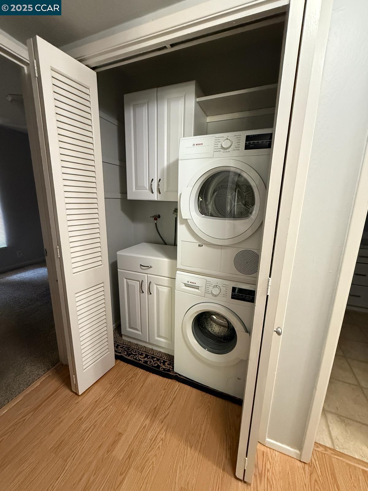 2061 Vanderslice Avenue Walnut Creek, CA 94596 - Photo 9 of 15 a utility room with dryer and washer