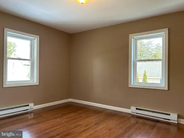 $1,175 | 515 Dallas Street, Atglen, PA 19310