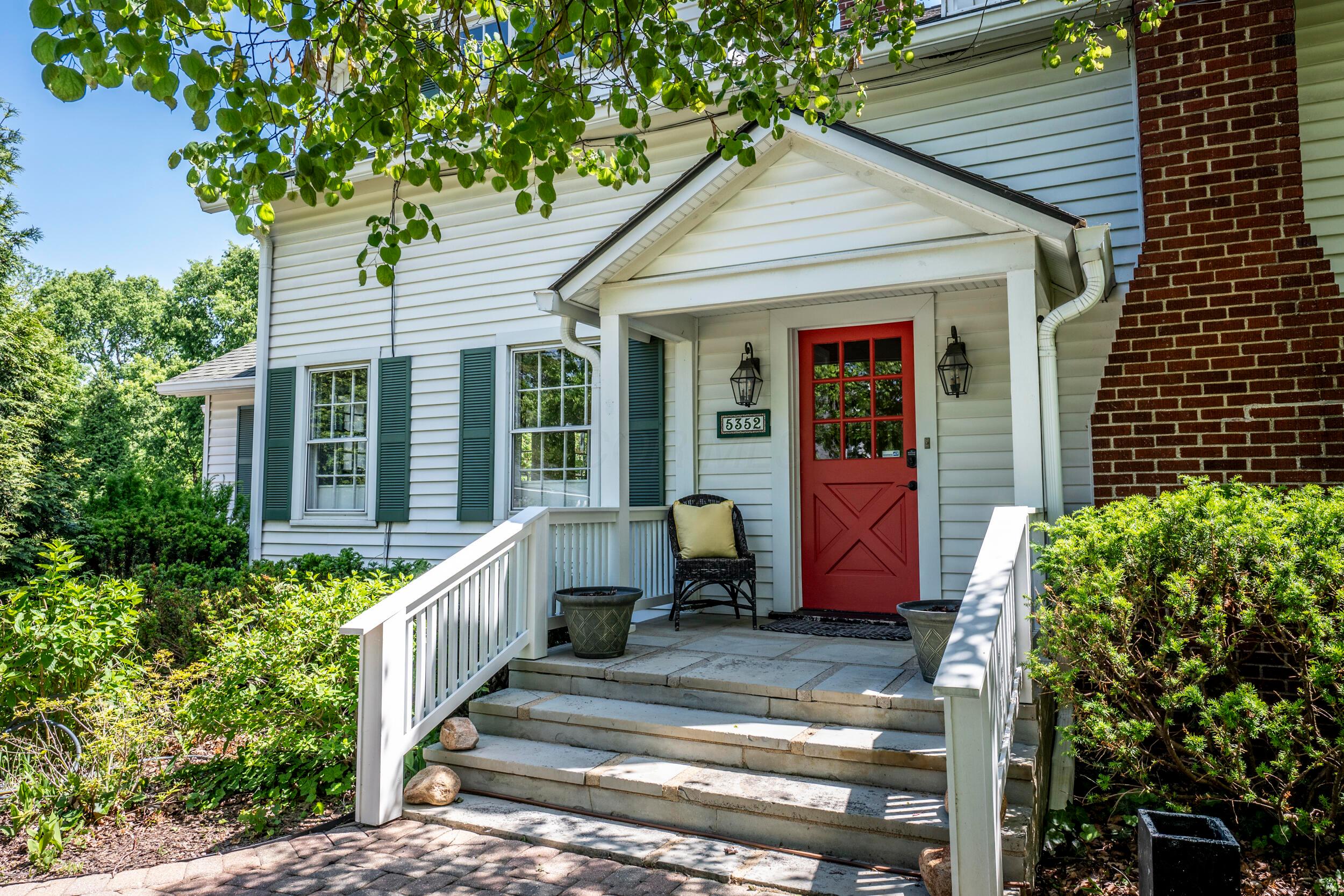 5352 Olentangy River Road Columbus, OH 43235 - Photo 2 of 38