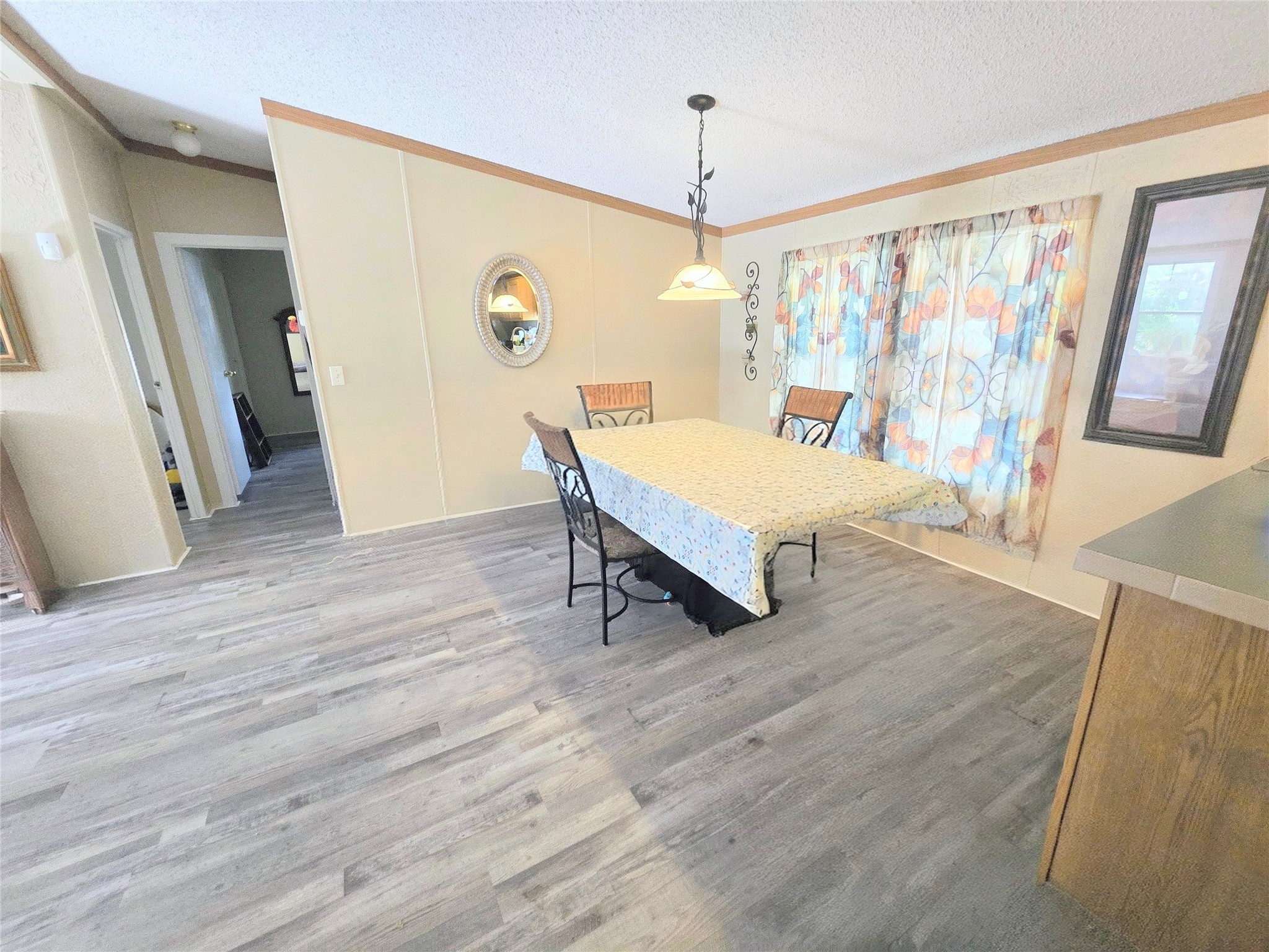 118 Noel Livingston, TX 77351 - Photo 4 of 13 a living room with wooden floor furniture and a window