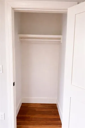 $2,550 | 308 State Street, Unit 2E, Bristol, RI 02809