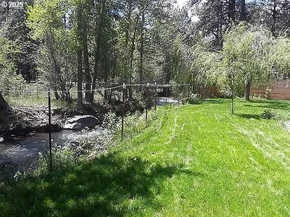$640,000 | 133 East Black Crater Avenue, Sisters, OR 97759