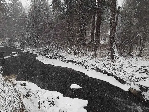 $640,000 | 133 East Black Crater Avenue, Sisters, OR 97759