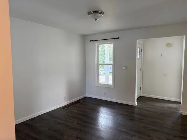 $1,600 | 123 Sterling Street, Corning, NY 14830