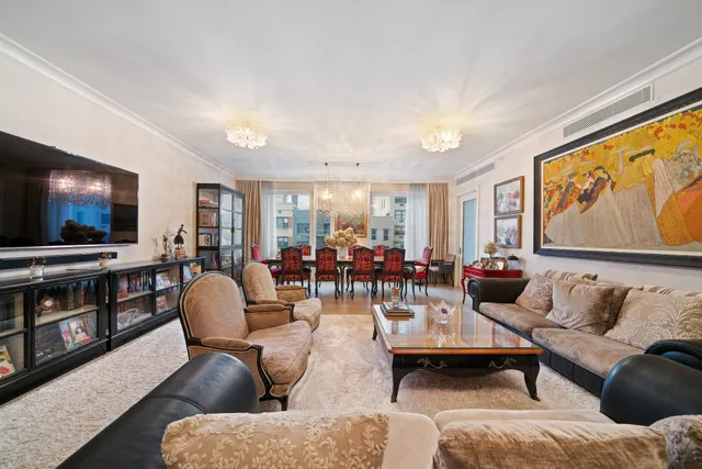 $6,695,000 | 1355 1st Avenue, Unit 4 | Lenox Hill