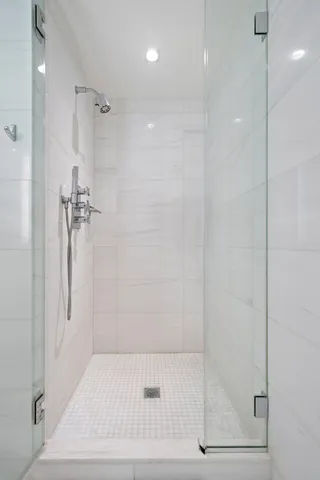 $6,695,000 | 1355 1st Avenue, Unit 4 | Lenox Hill