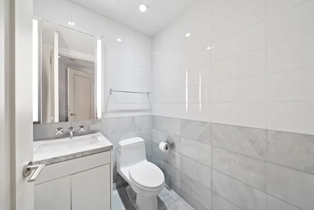 $6,695,000 | 1355 1st Avenue, Unit 4 | Lenox Hill