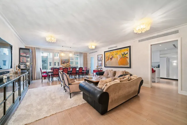 $6,695,000 | 1355 1st Avenue, Unit 4 | Lenox Hill