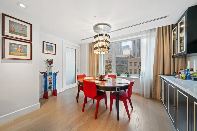 $6,695,000 | 1355 1st Avenue, Unit 4 | Lenox Hill