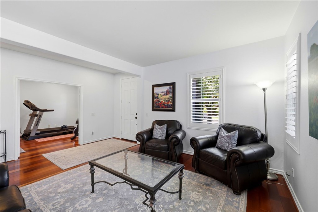17213 Noble View Circle Riverside, CA 92503 - Photo 5 of 52