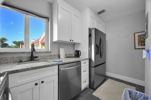 $1,500 | 203 Lake Carol Drive, West Palm Beach, FL 33411