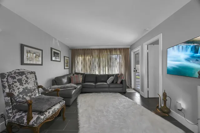 $1,500 | 203 Lake Carol Drive, West Palm Beach, FL 33411