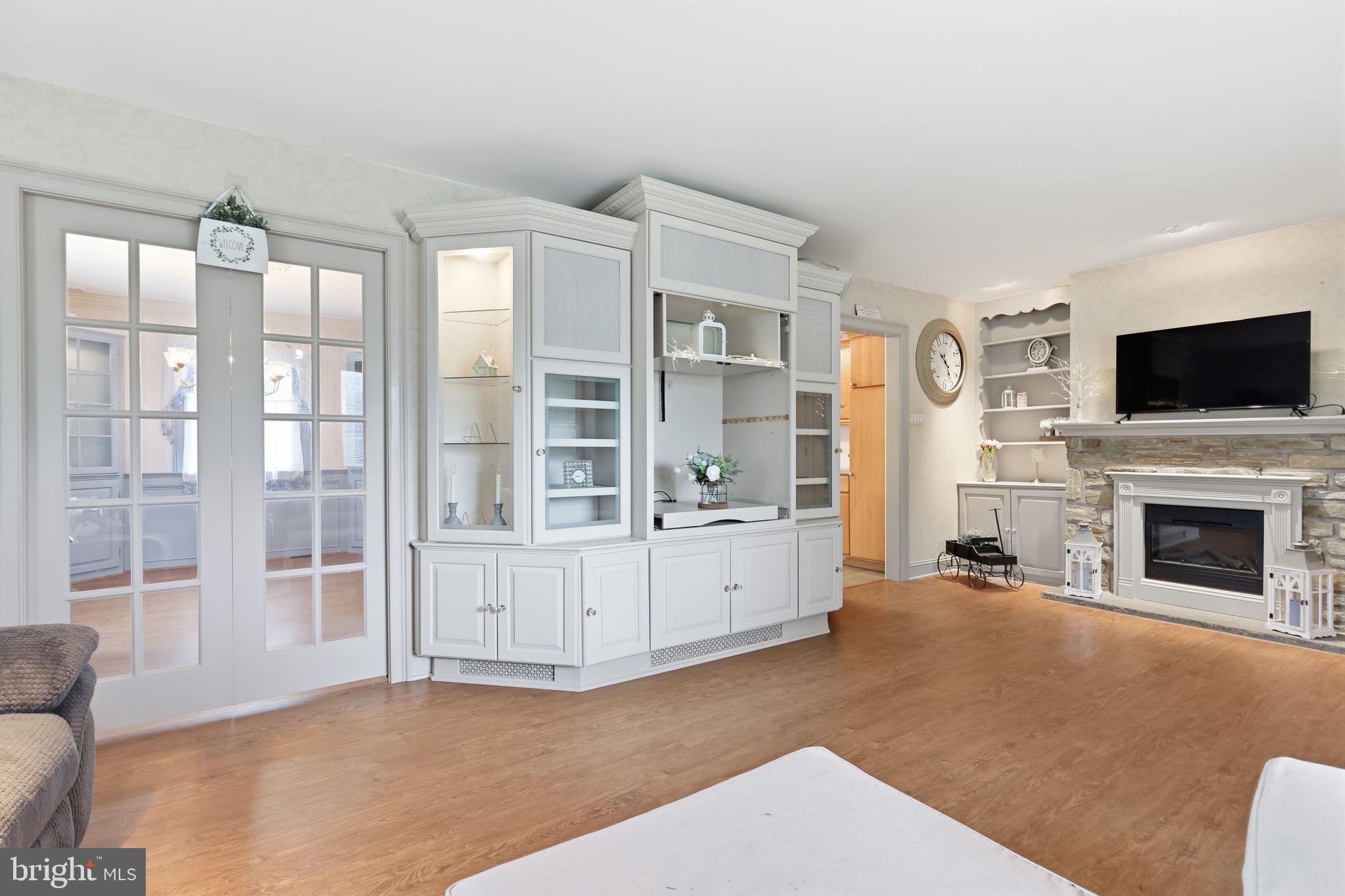 1011 Bristol Road Southampton, PA 18966 - Photo 13 of 35 Bright and airy living space awaits.