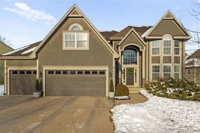 $460,000 | 19402 West 209th Terrace, Spring Hill, KS 66083