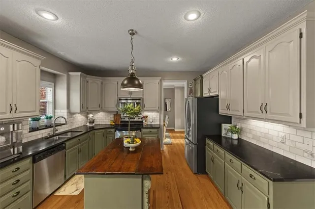 $460,000 | 19402 West 209th Terrace, Spring Hill, KS 66083