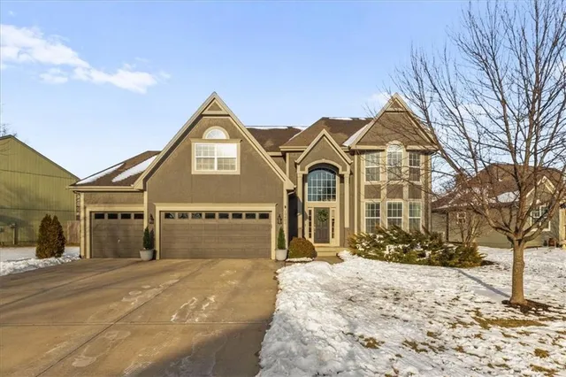 $460,000 | 19402 West 209th Terrace, Spring Hill, KS 66083