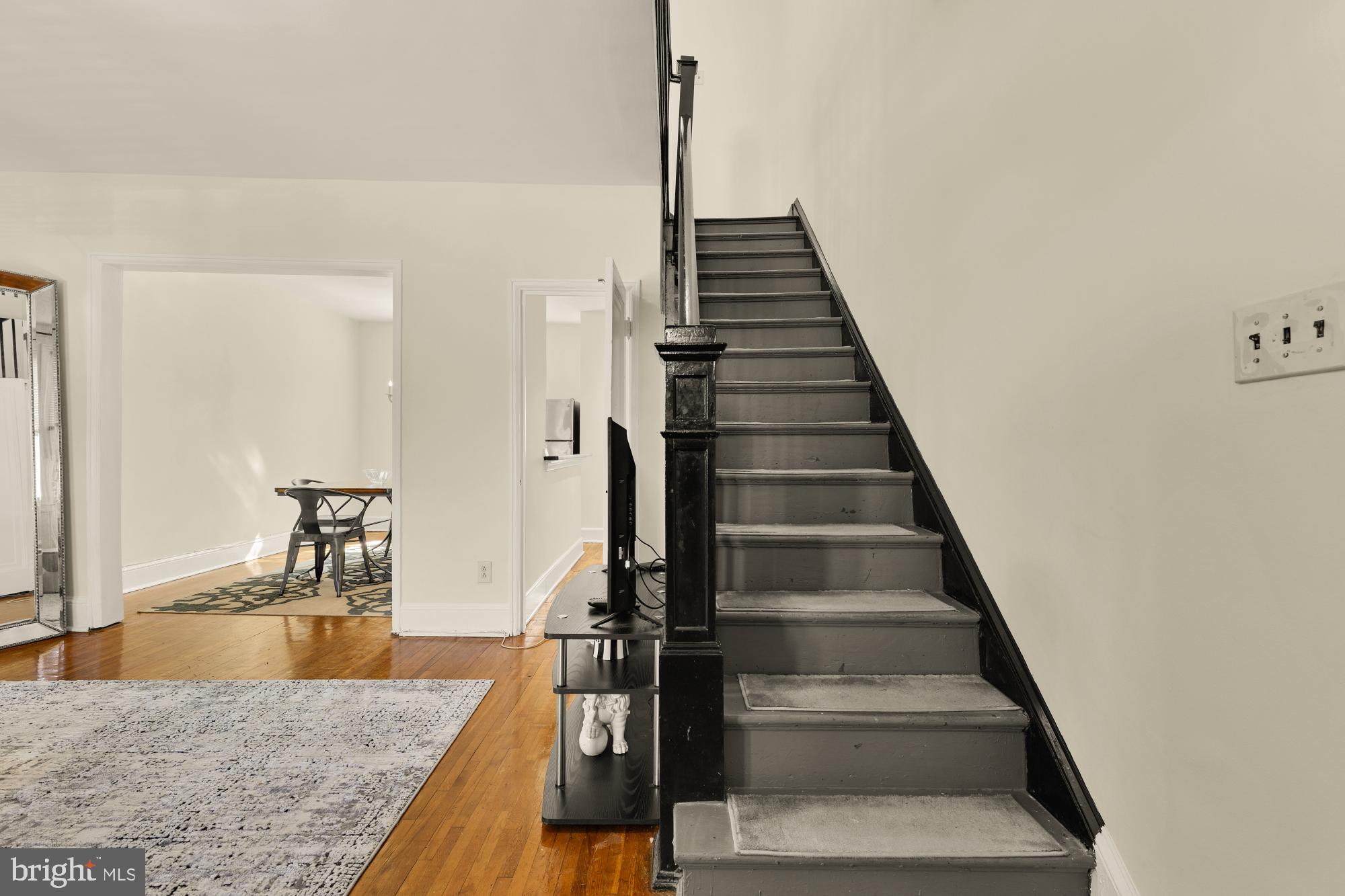 1433 Montello Avenue Northeast Washington, DC 20002 - Photo 5 of 32