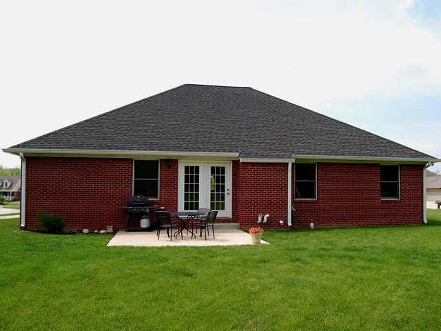 6262 Buck Trail Road Indianapolis, IN 46237 - Photo 2 of 24 Gallery Image 2
