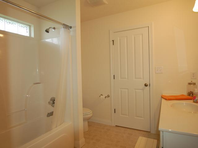 6262 Buck Trail Road Indianapolis, IN 46237 - Photo 11 of 24 Gallery Image 11