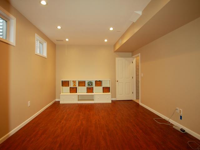 6262 Buck Trail Road Indianapolis, IN 46237 - Photo 6 of 24 Gallery Image 6