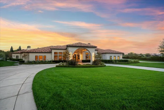 $8,223,000 | 9070 Chelshire Estates Court, Granite Bay, CA 95746