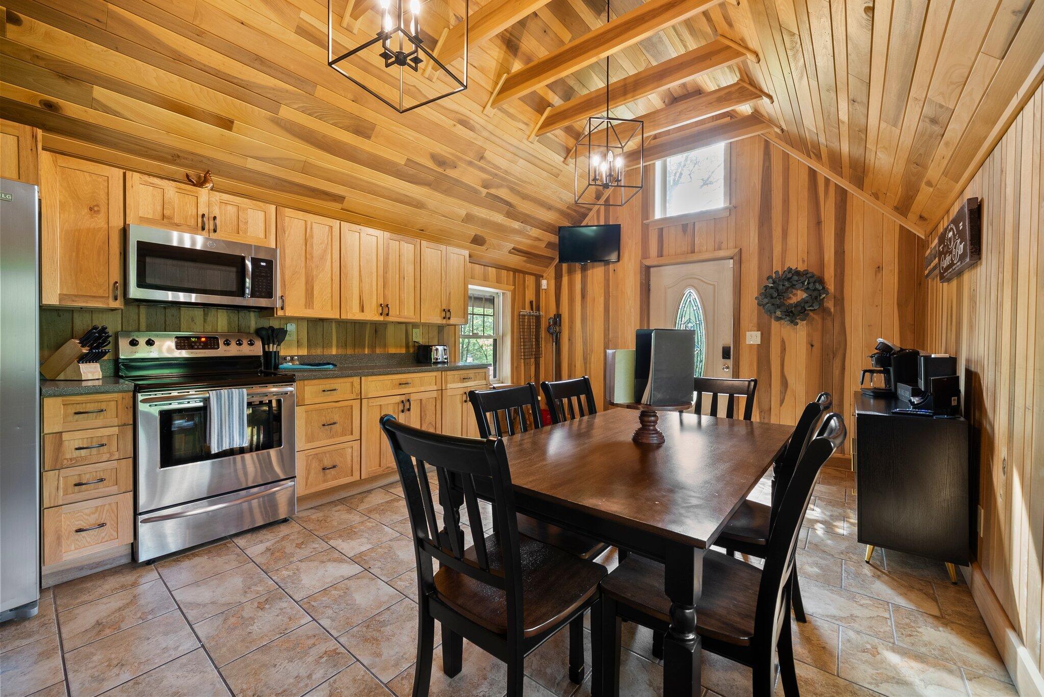18156 Thompson Ridge Road Laurelville, OH 43135 - Photo 34 of 92 DSC04420