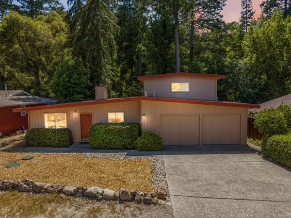 $1,125,000 | 233 Clearview Place, Felton, CA 95018