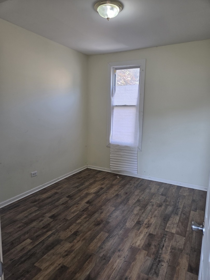 1133 East 81st Street, Unit 2R Chicago, IL 60619 - Photo 3 of 5