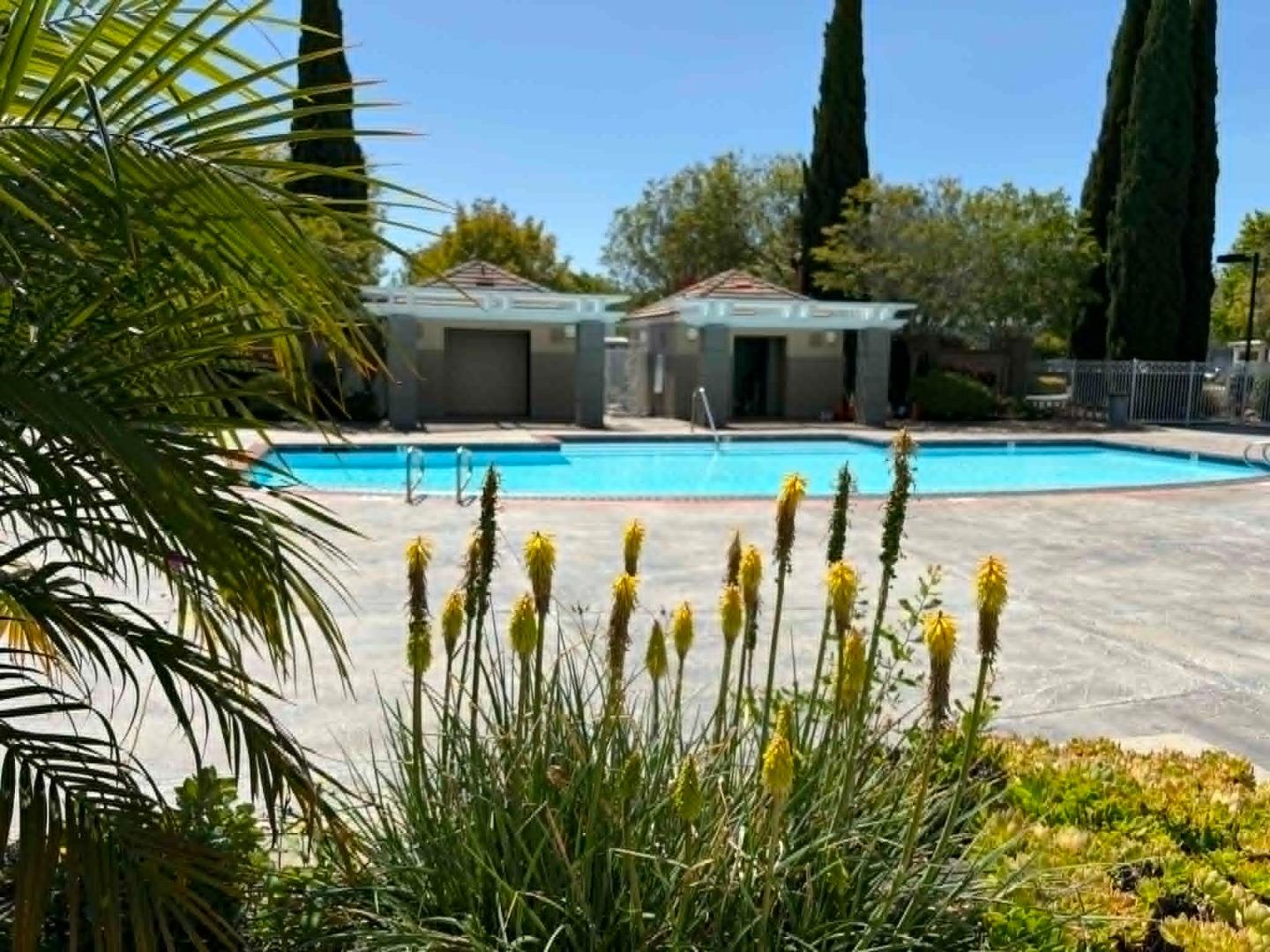 20 Torregata Loop San Jose, CA 95134 - Photo 37 of 39