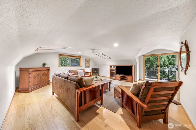 $539,000 | 1207 Beach Avenue, Lummi Island, WA 98262