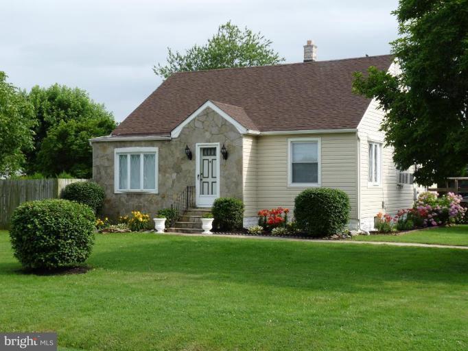 3823 North Point Road Dundalk, MD 21222 - Photo 2 of 18 Exterior #2