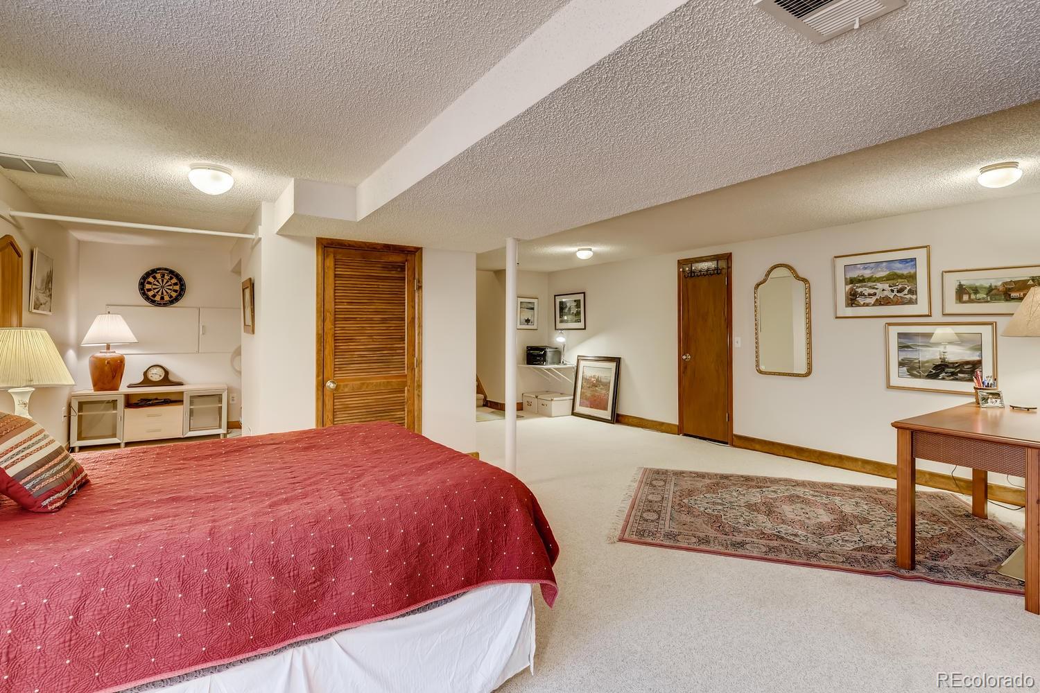 9202 South Crestmore Way Highlands Ranch, CO 80126 - Photo 21 of 28 Gallery Image 21