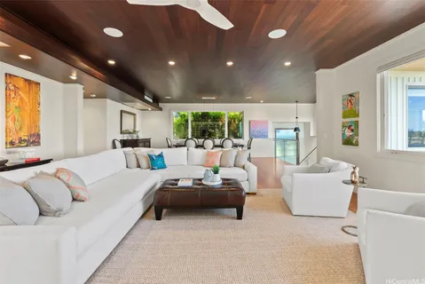 $4,500,000 | 851 Aalapapa Drive, Kailua, HI 96734