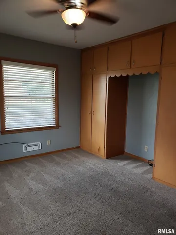 $1,195 | 1025 West Lombard Street, Davenport, IA 52804