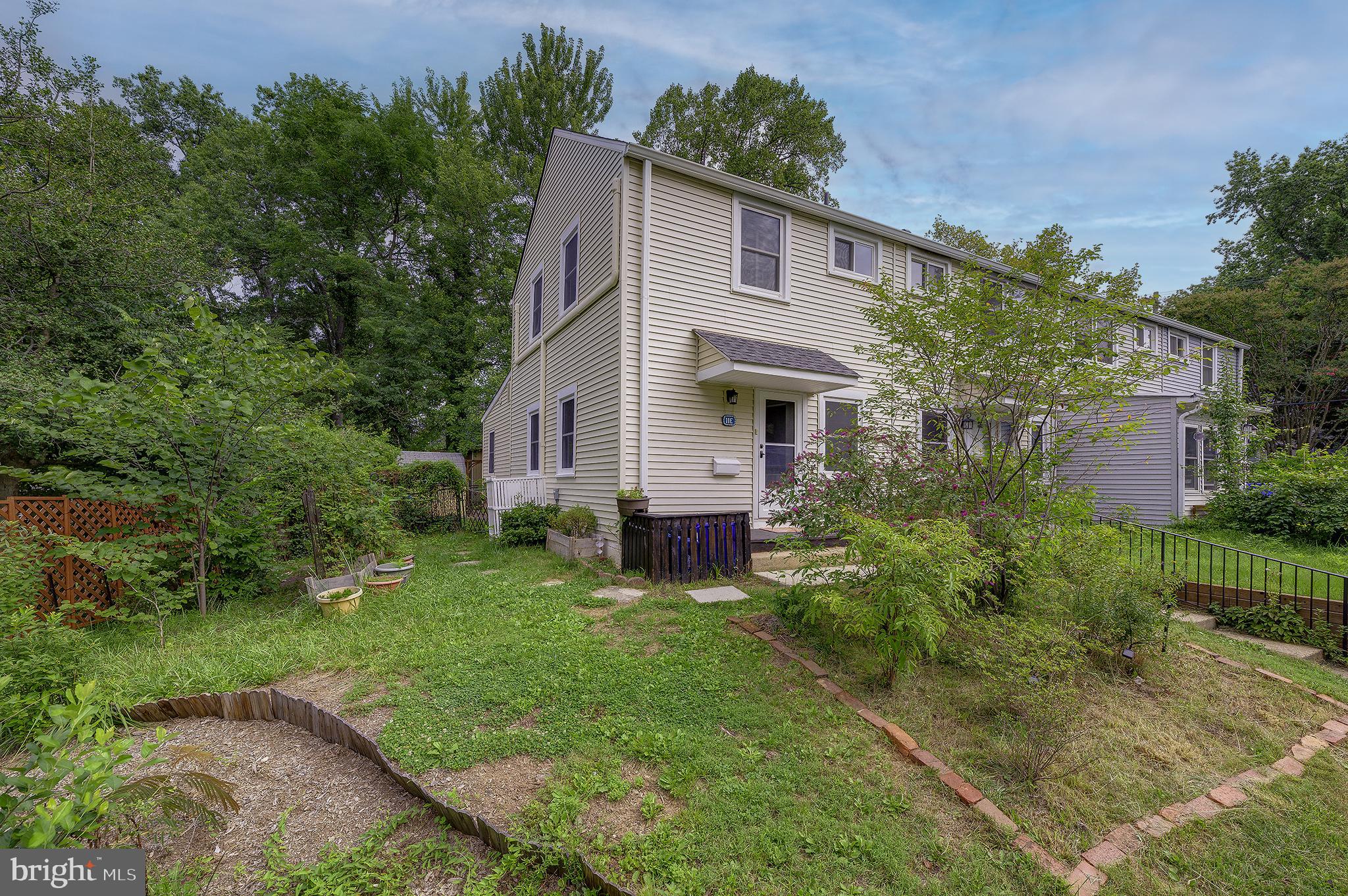 11 E Hillside Road Greenbelt, MD 20770 - Photo 3 of 47 Gallery Image 3