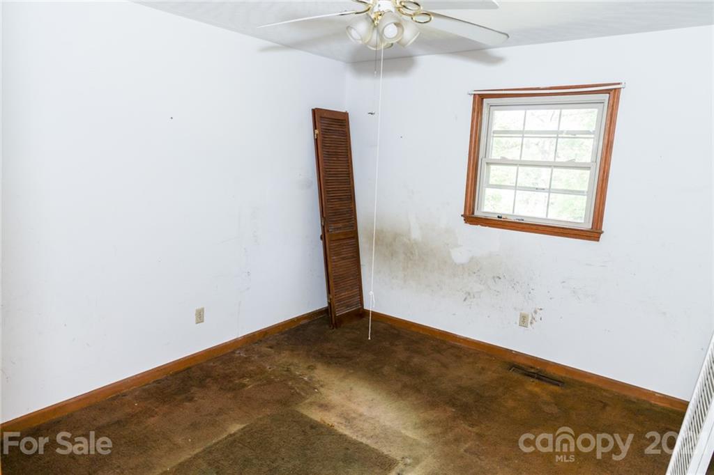790 Chigger Ridge Road Taylorsville, NC 28681 - Photo 21 of 34 Gallery Image 21