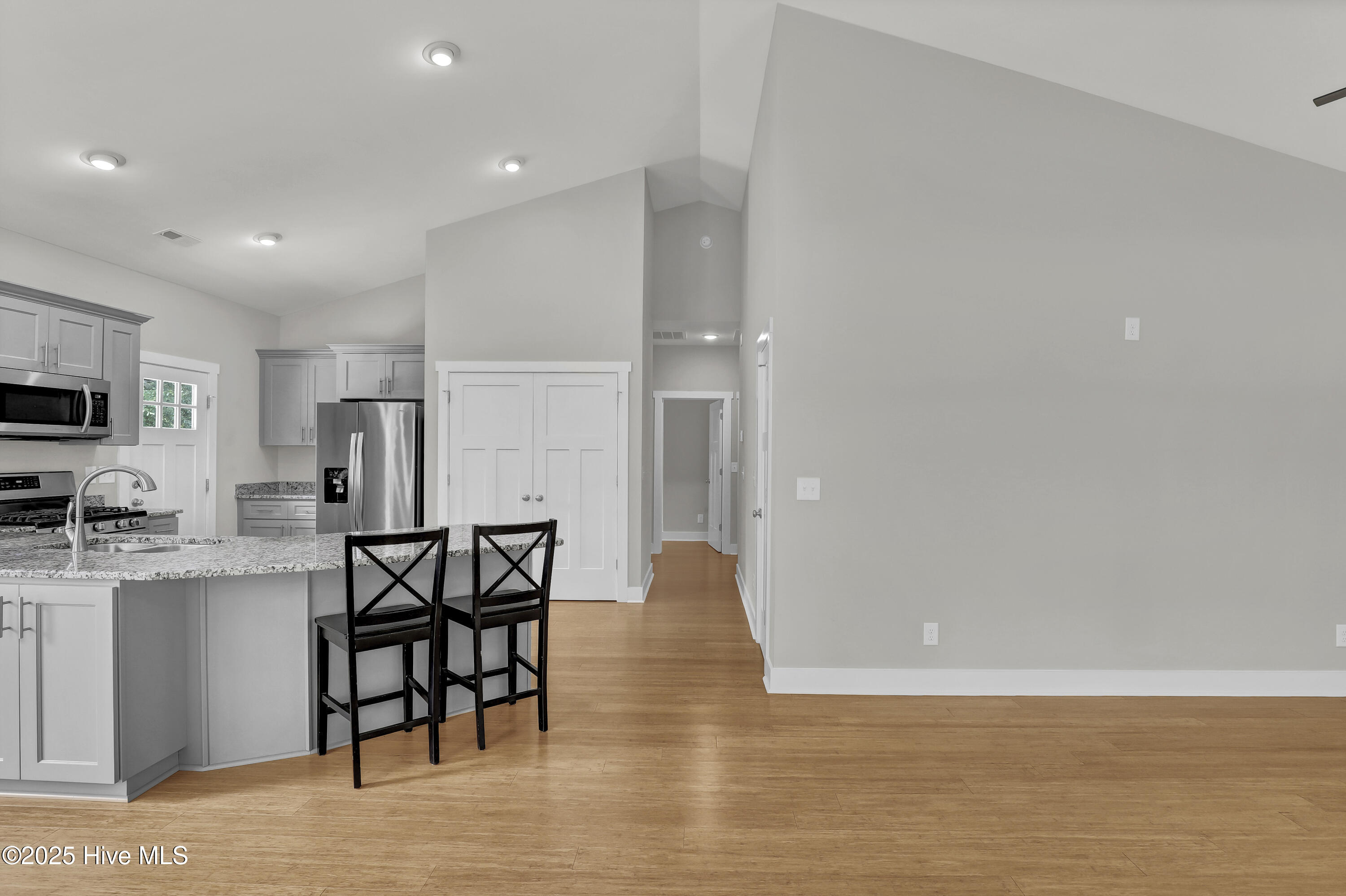 185 Van Riggs Road Hubert, NC 28539 - Photo 8 of 30 6G8A5139