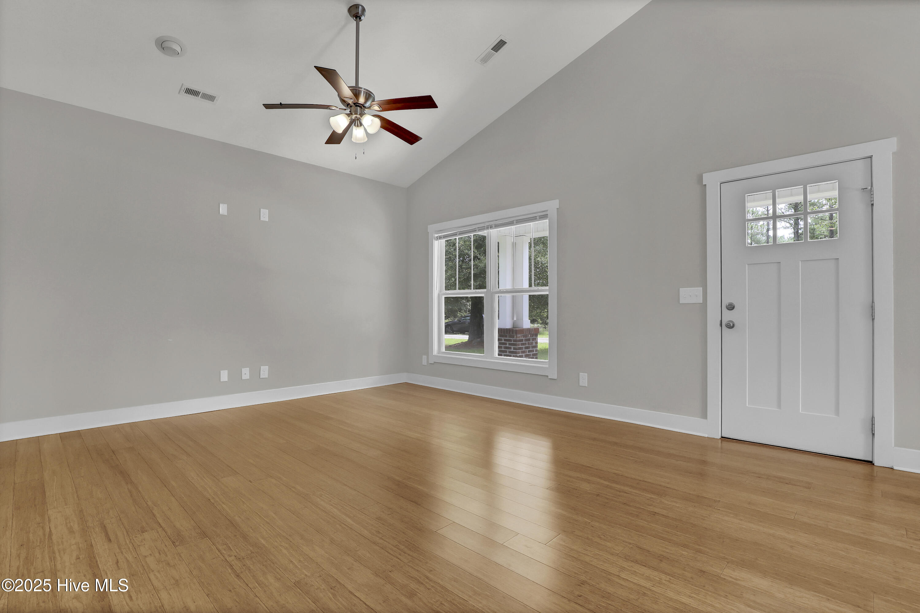 185 Van Riggs Road Hubert, NC 28539 - Photo 10 of 30 6G8A5142
