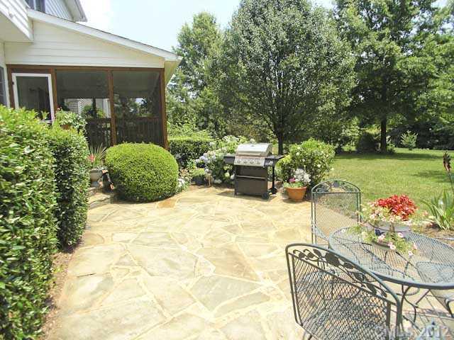 12428 Willingdon Road Huntersville, NC 28078 - Photo 3 of 16 Gallery Image 3