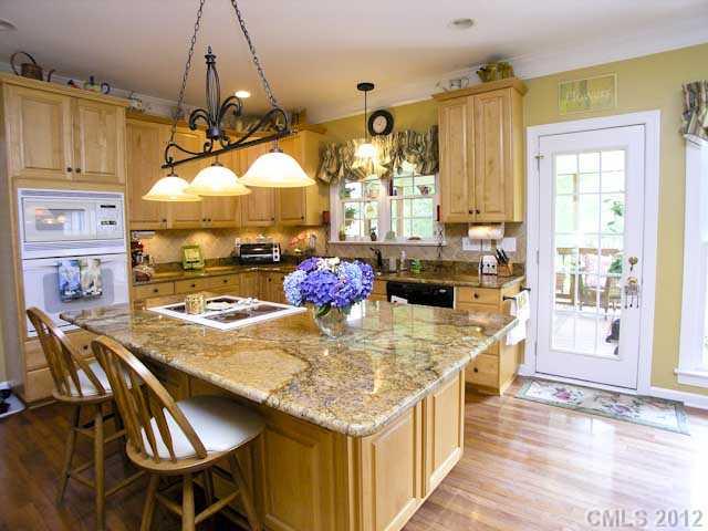 12428 Willingdon Road Huntersville, NC 28078 - Photo 4 of 16 Gallery Image 4