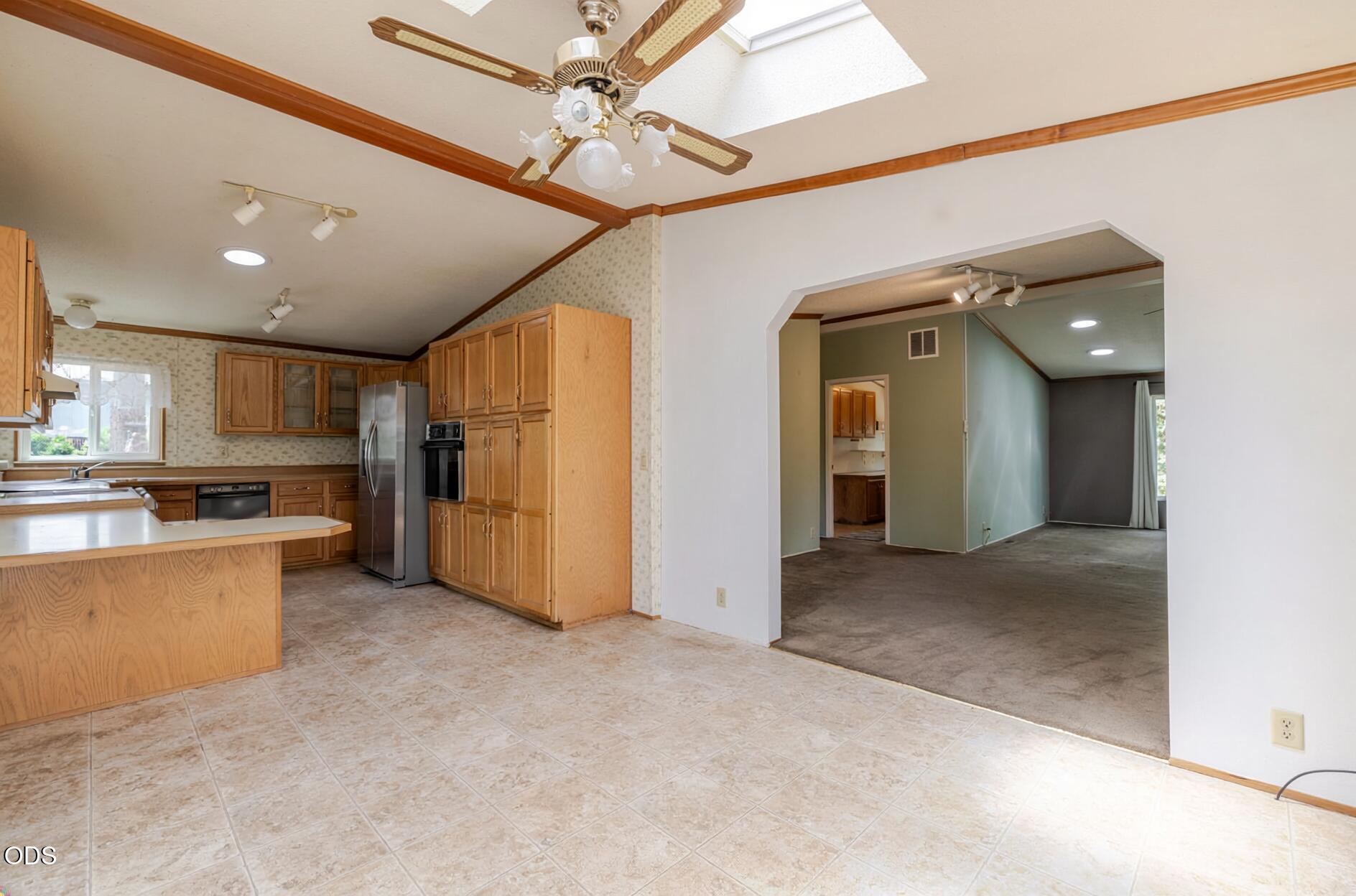 60865 Raintree Court Bend, OR 97702 - Photo 14 of 33