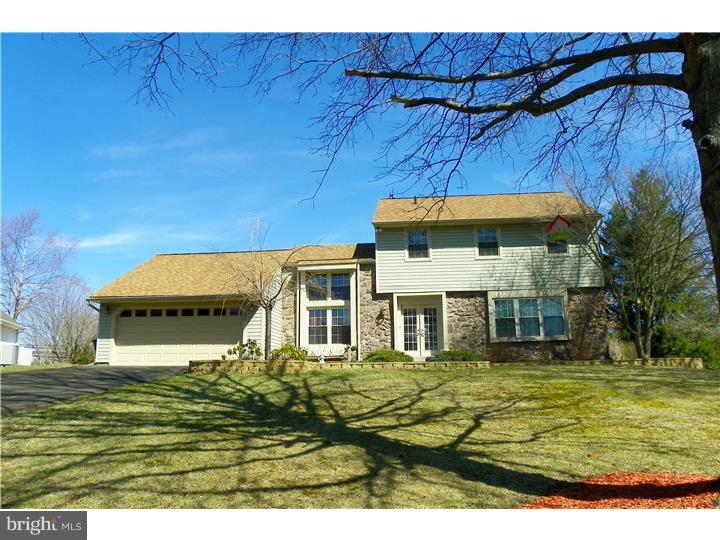 57 Heather Valley Road Holland, PA 18966 - Photo 1 of 25 Exterior Front