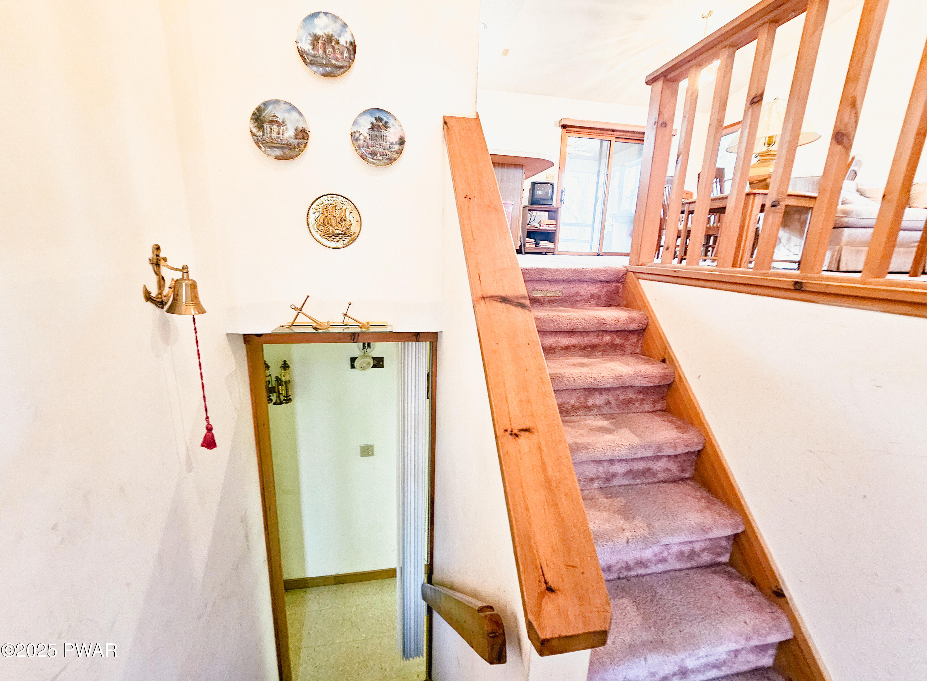133 Pebble Rock Road Lackawaxen, PA 18435 - Photo 17 of 37