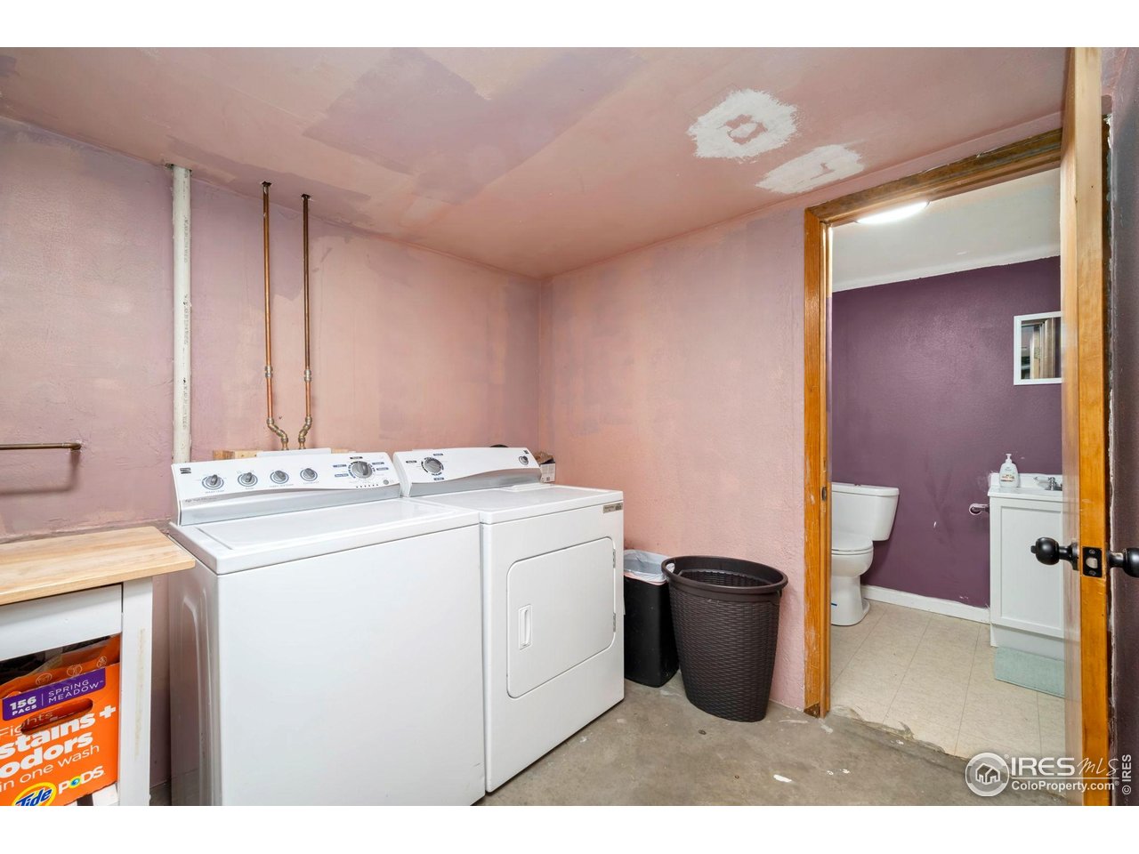 1113 East 24th Street Road Greeley, CO 80631 - Photo 18 of 25 a utility room with dryer and washer