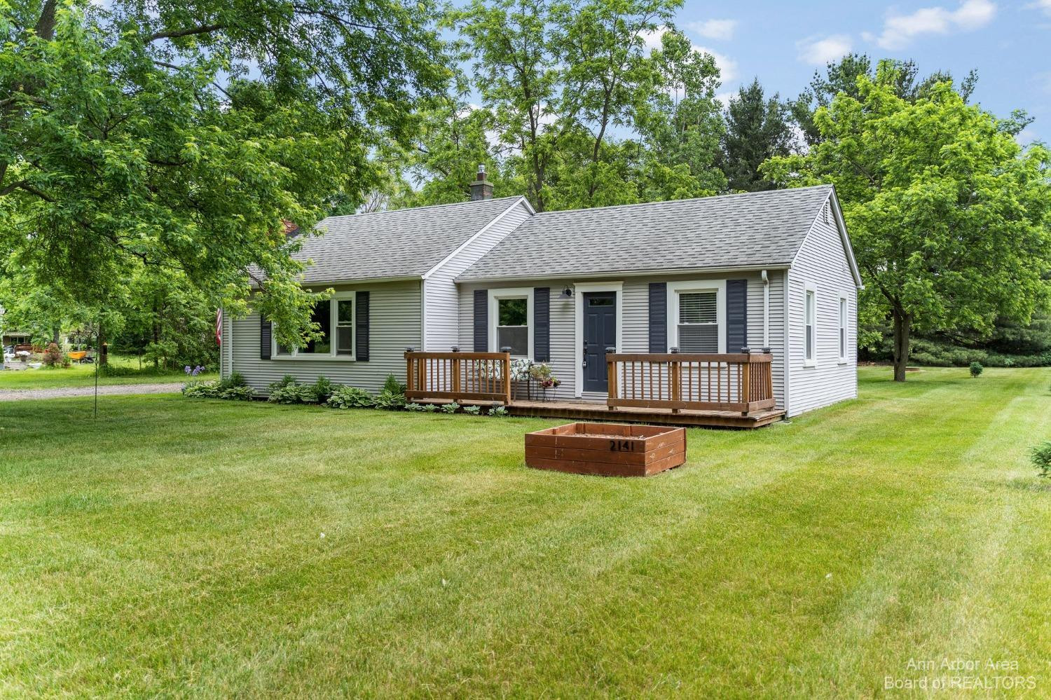 2141 Norton Road Howell, MI 48843 - Photo 2 of 41 Photo 2