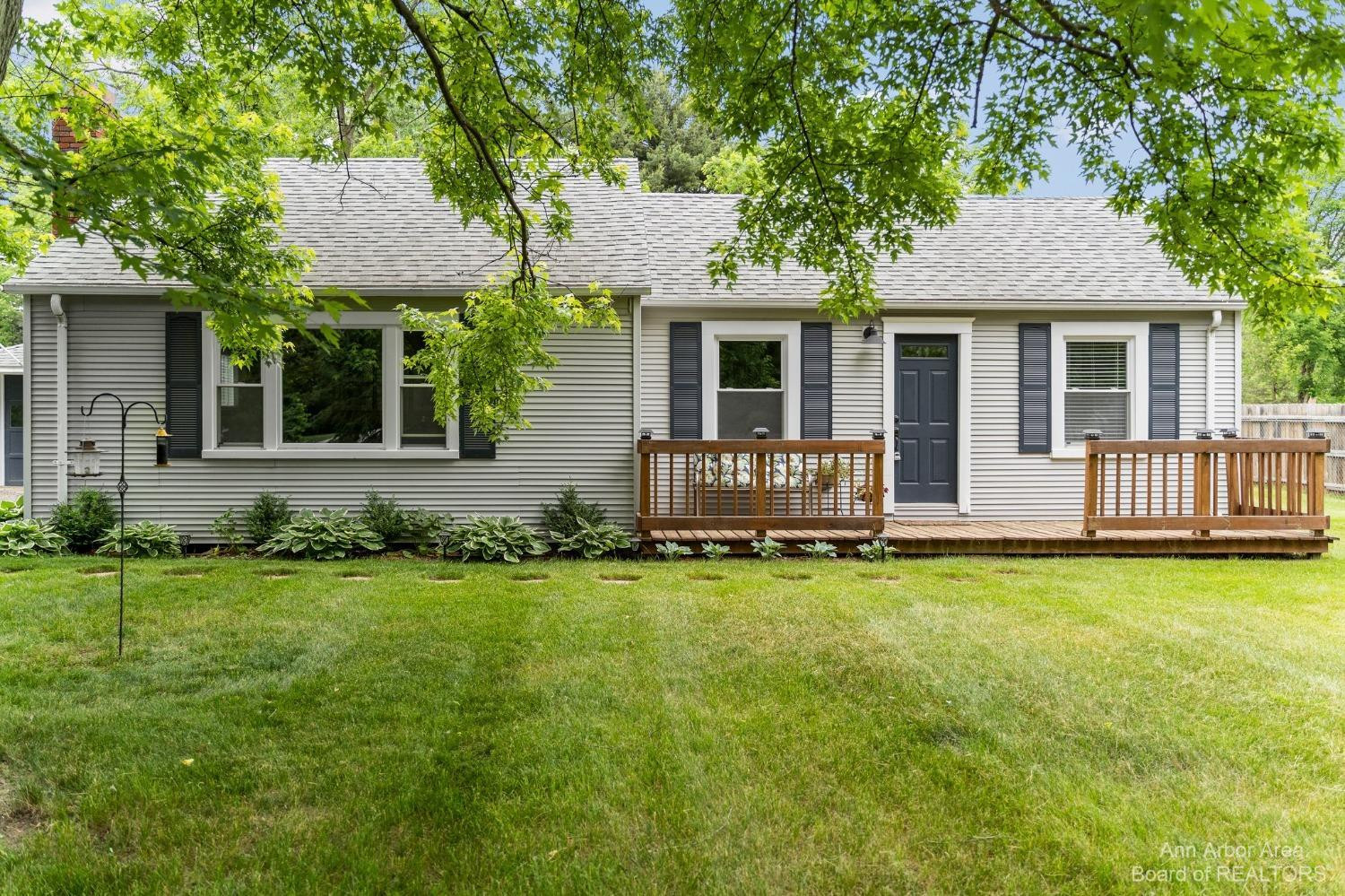 2141 Norton Road Howell, MI 48843 - Photo 3 of 41 Photo 3